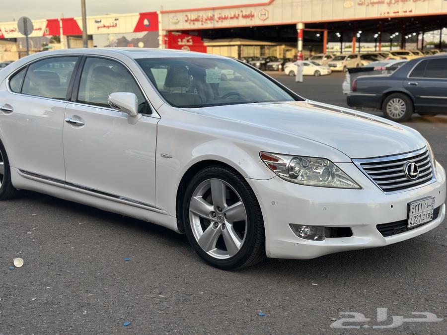 Lexus 2011 LS460L63191623583234112