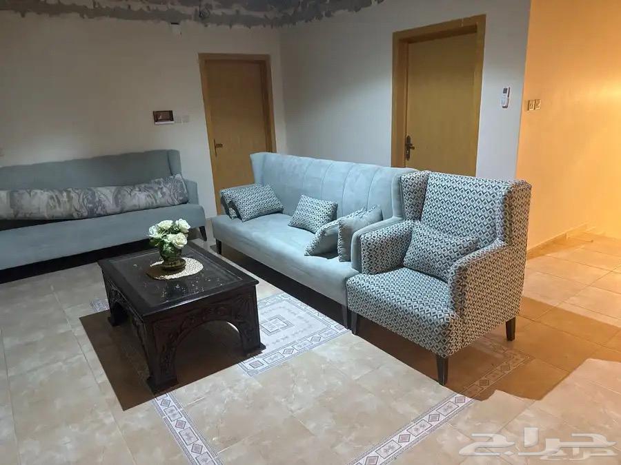 صالة كاملة للبيع بحالة ممتازة63131092499715111