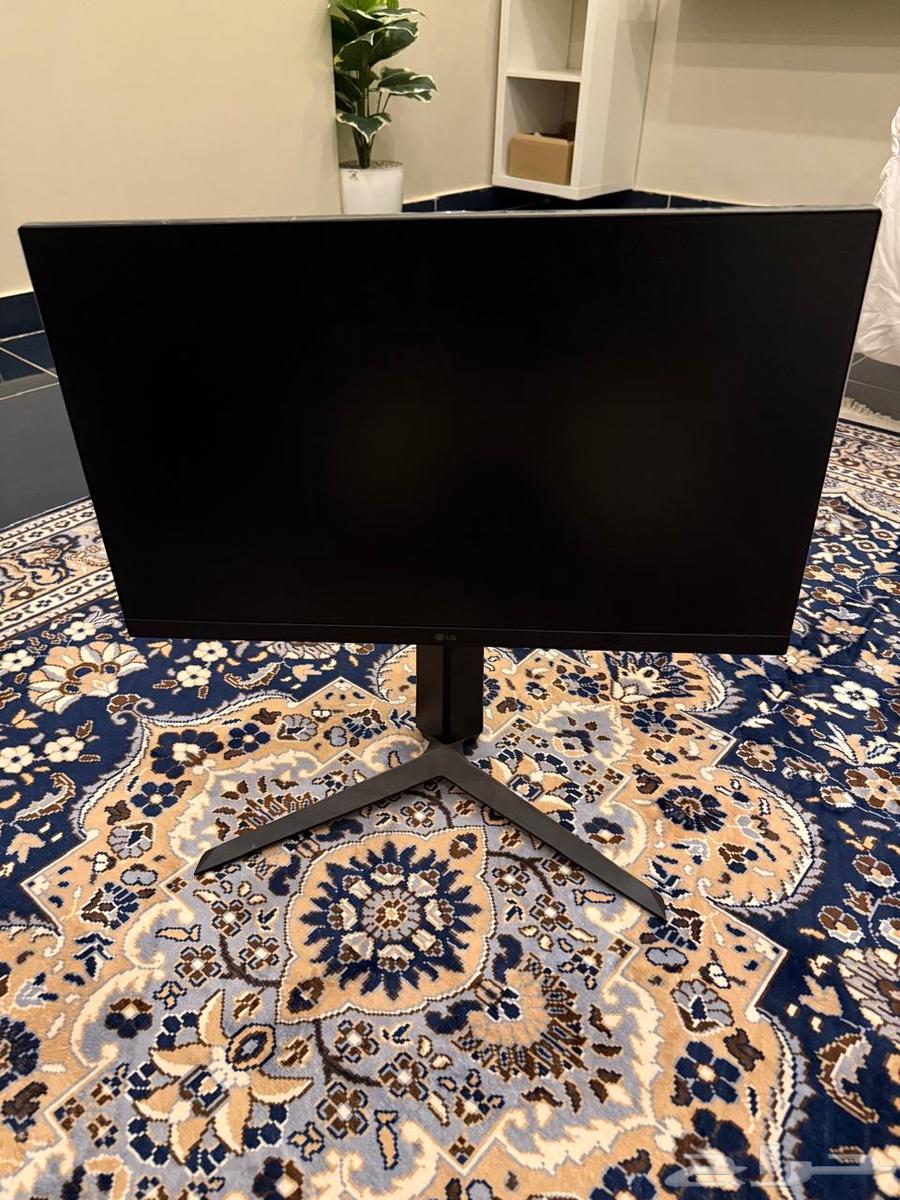 PC and monitor for sale631328064048661112