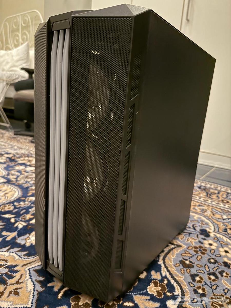 PC and monitor for sale63132806404866114