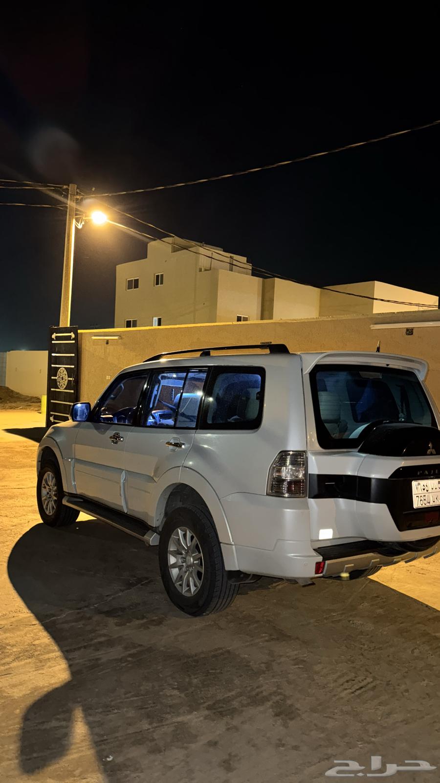 Mitsubishi Pajero 201563189658950786113
