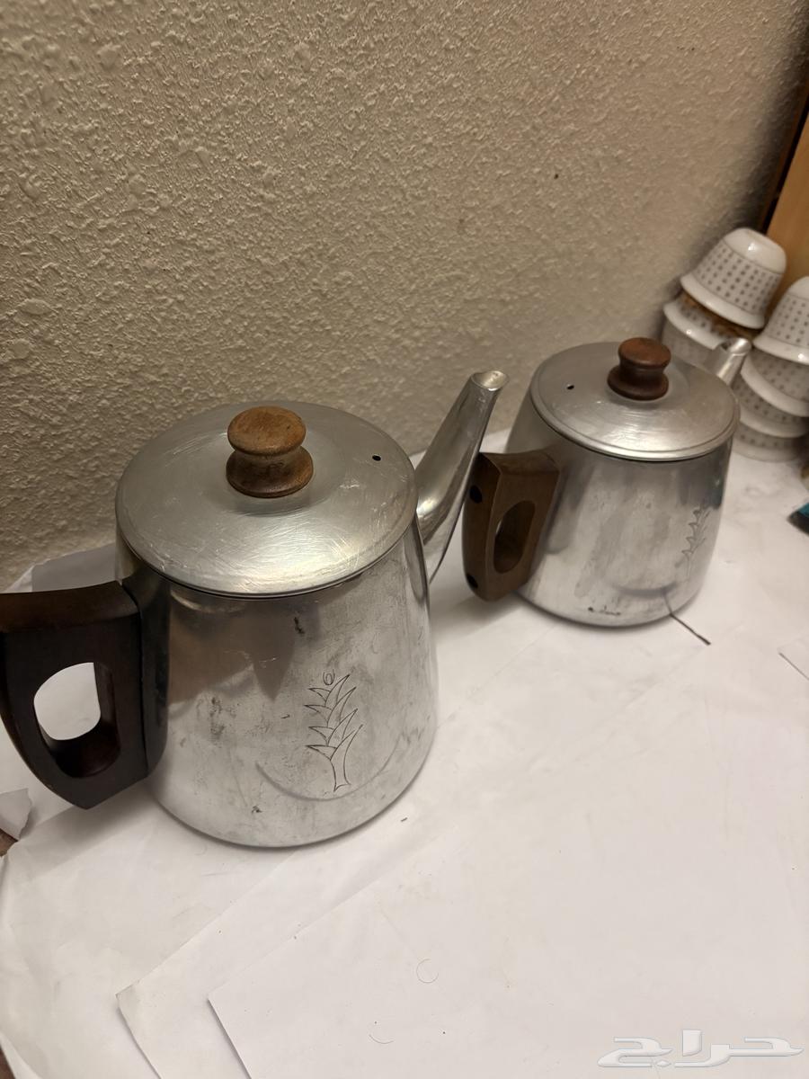 Old Korean teapots63009740256130113