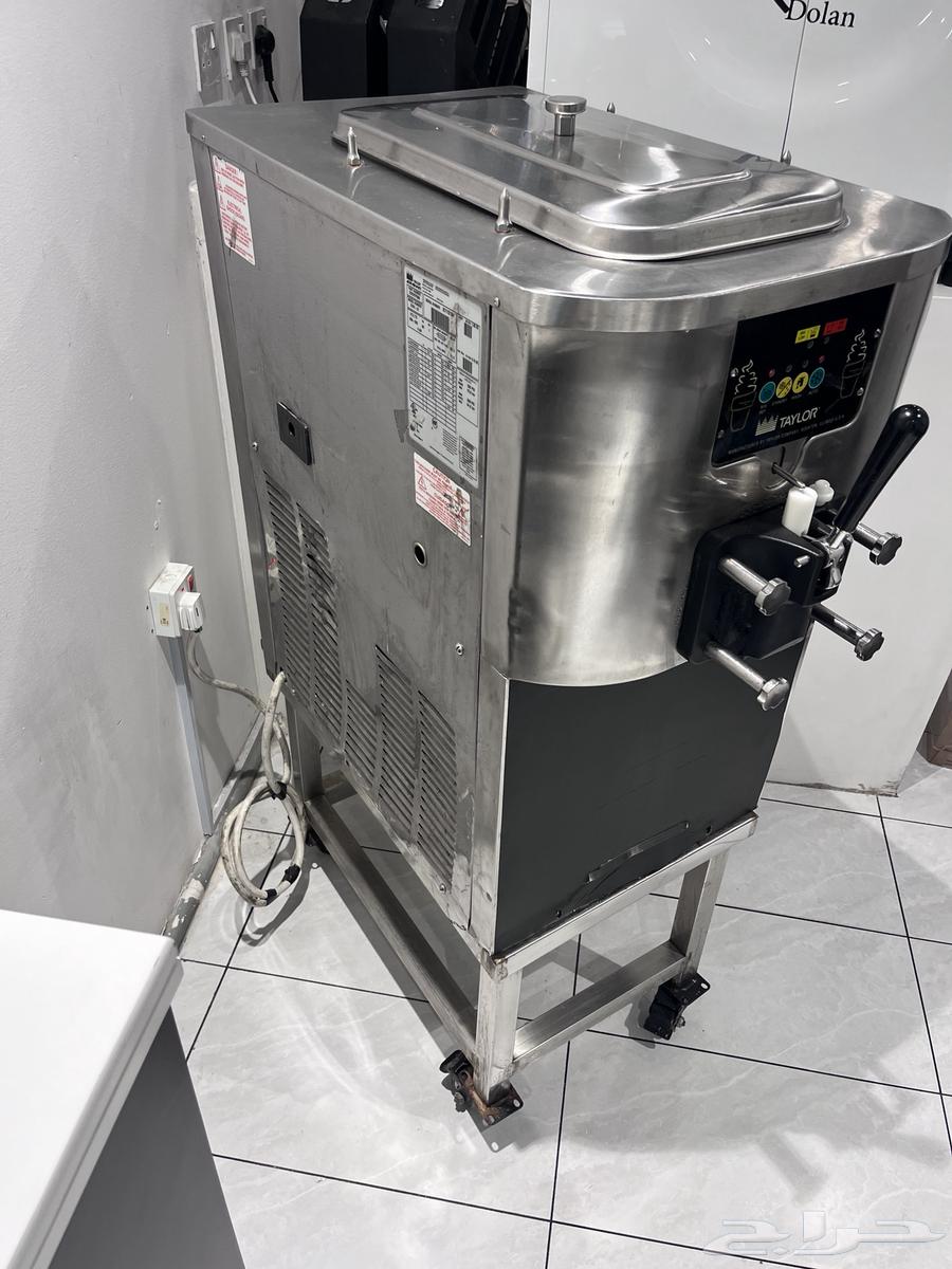 Professional ice cream machine63128699330945112