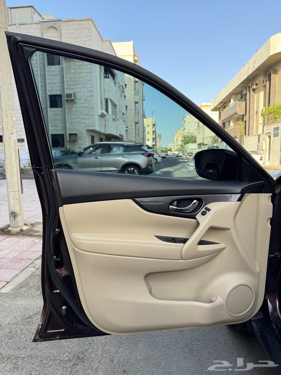 نيسان اكس تريل 202163180387761281113