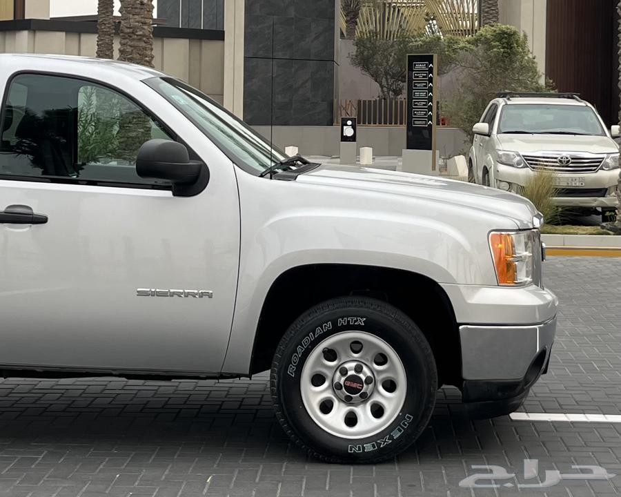GMC Sierra 2013 (modified)63192136424833114