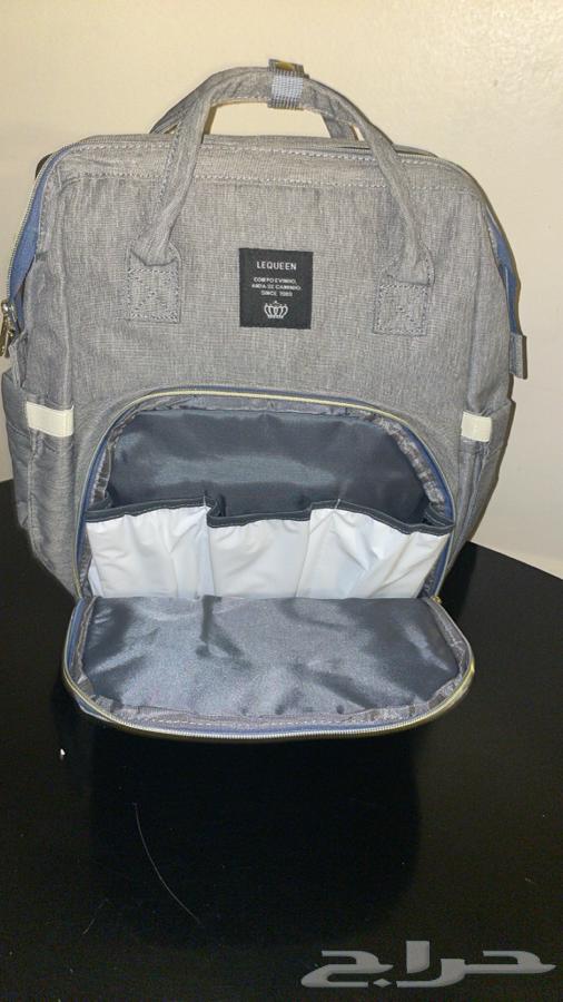 A new children's suitcase or bag that transforms into a portable bed63129870505473111