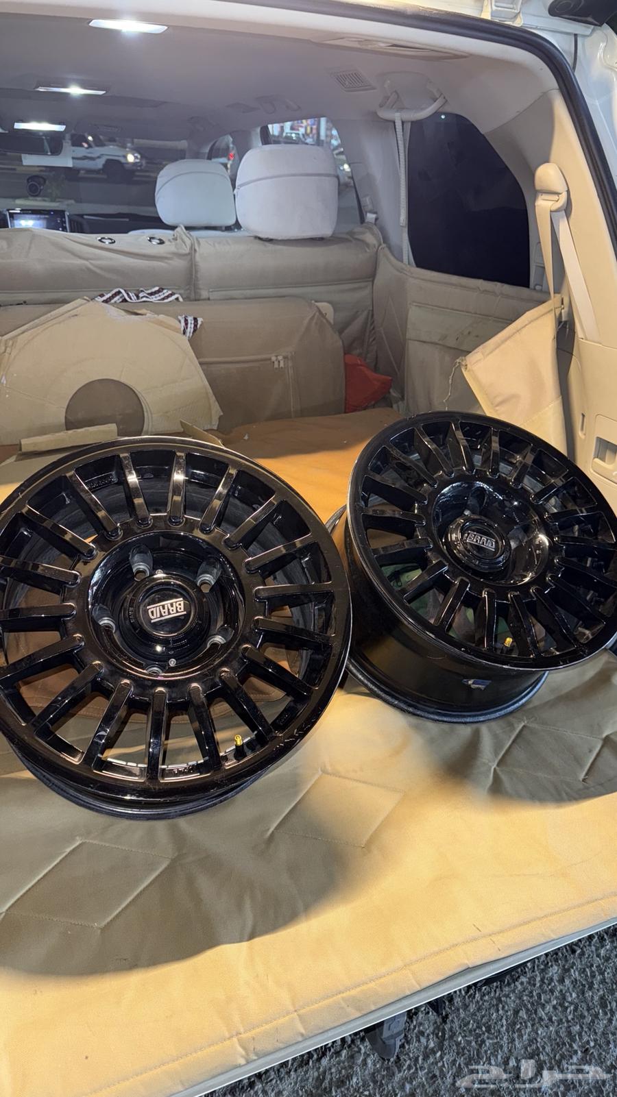 4 Bridgestone 17-inch 5-spoke rims63294124000770111