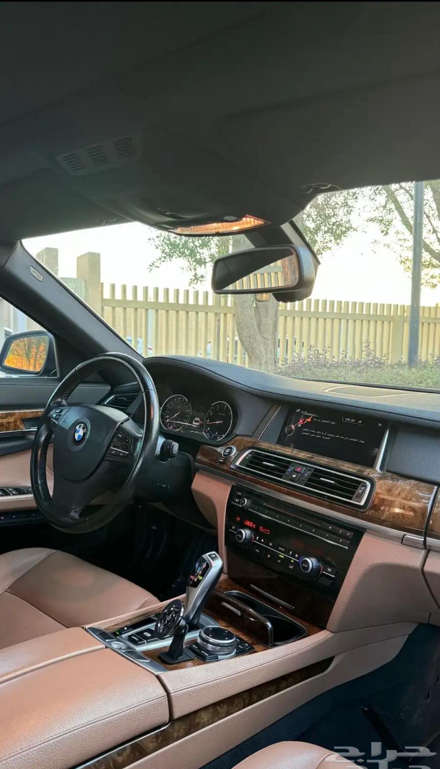 BMW 74063187248844673113