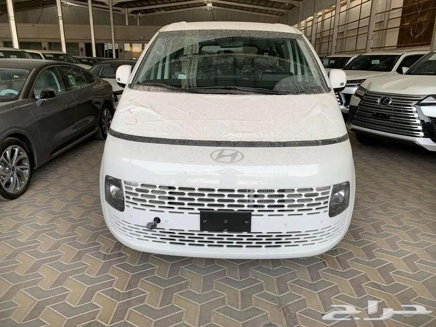 هيونداي ستاريا 11 راكب ديزل جير اوتوماتيك موديل 202563185784905474112