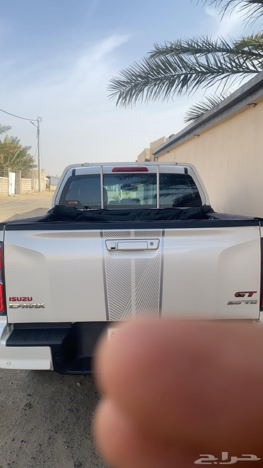 Dmax 2023 full option, double differential, has traveled 36,000 kilometers63187278955651113