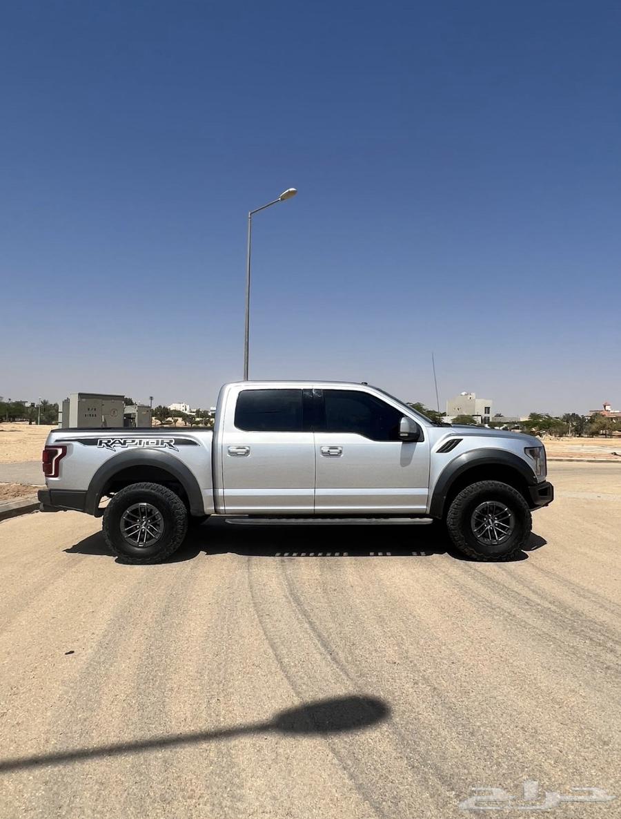 فورد اف 150 رابتر 201963183768617217113