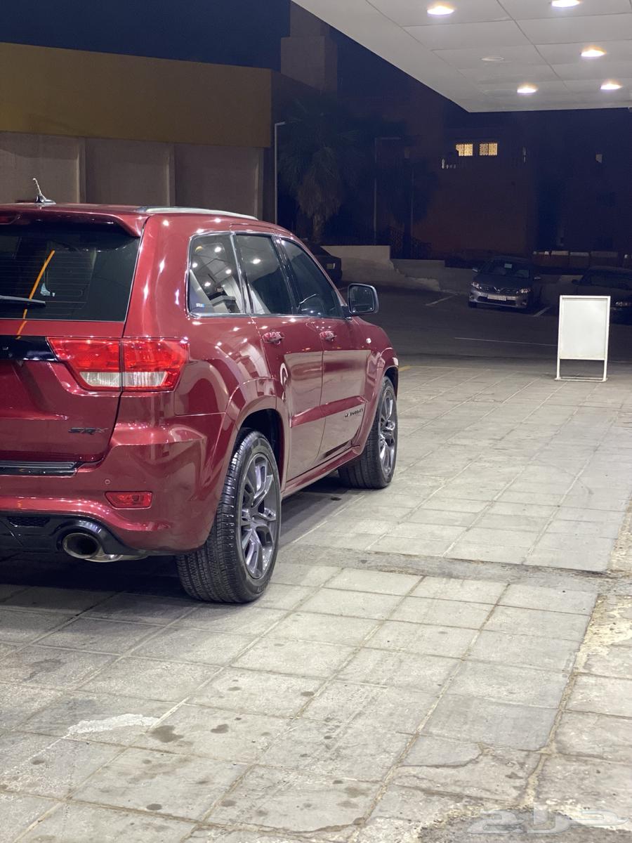 جيب شروكي srt 2012 للبيع63184258426499113