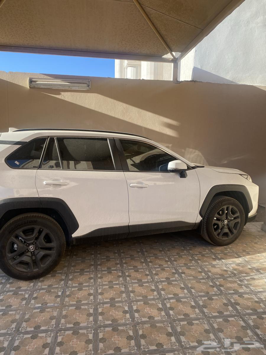 For sale: 2025 Rav4, full trim, double cabin, 2500 engine, color white63181324895362114