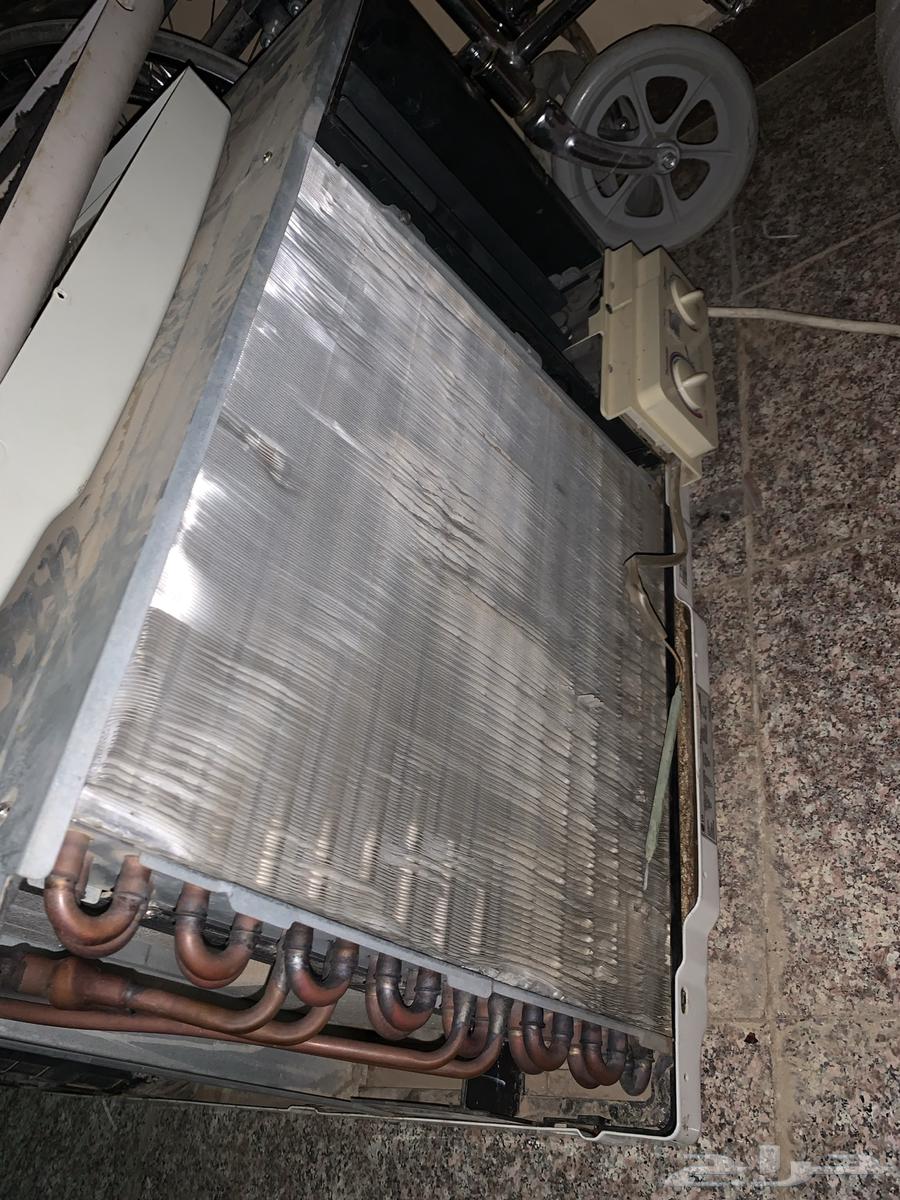 Working AC 1863126032713859112