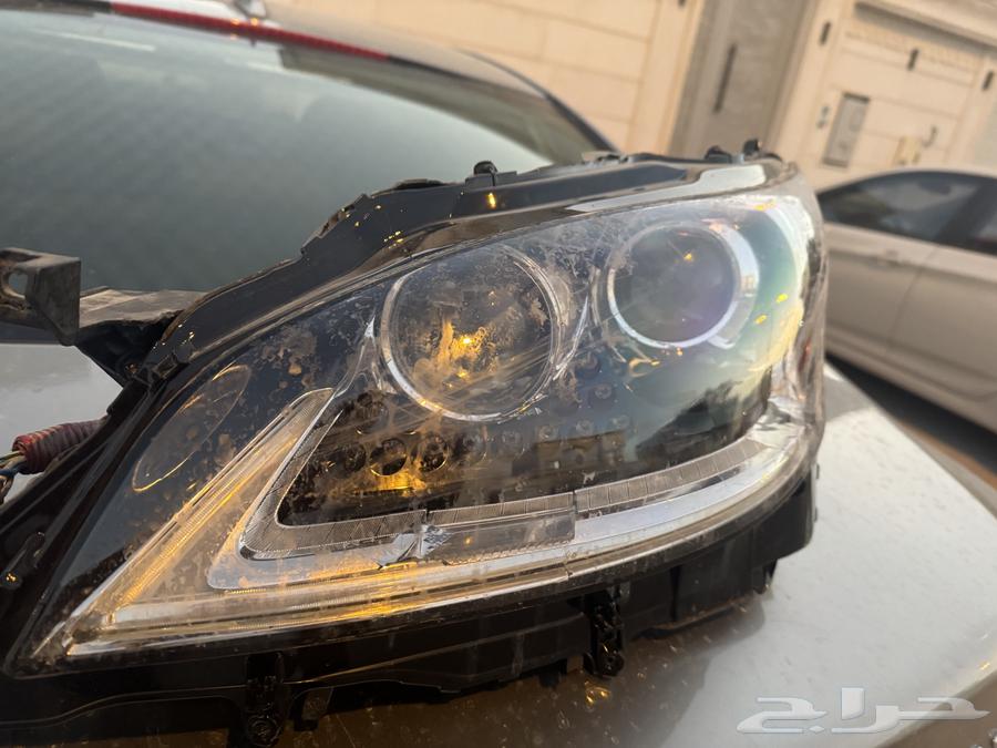 شمعة يسار 460 موديلها 2015 تركب على 2013 وطالع63184774586883111