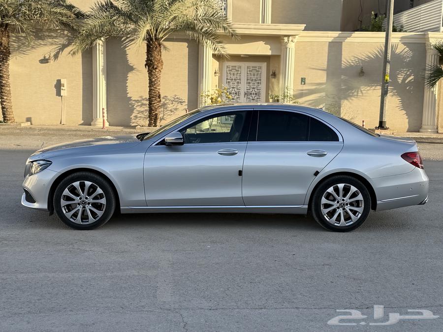 مرسيدس E220 ديزل 2020 قمة قمة قمة بالنظافة63182297379843111