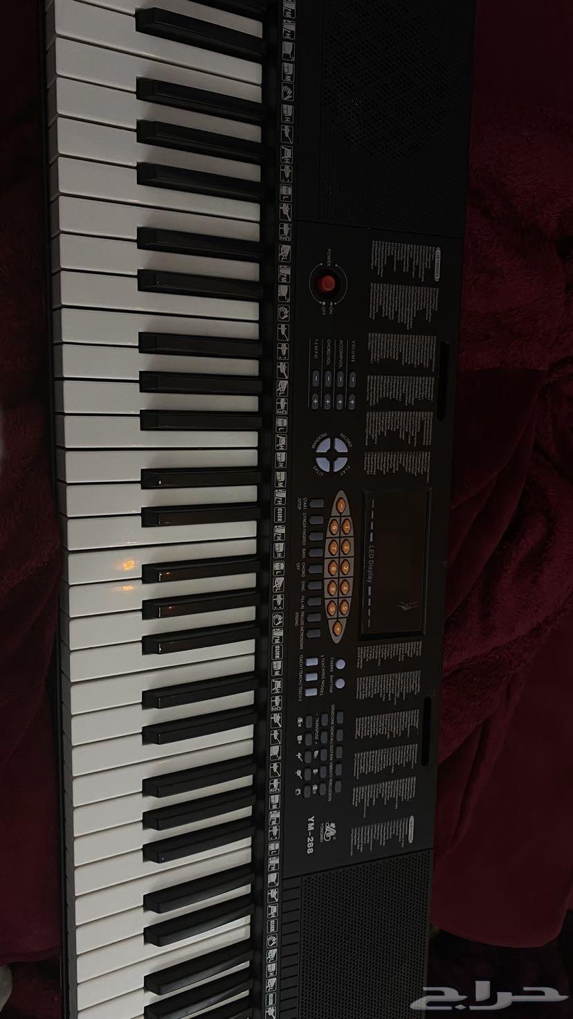 Piano63124852180610111