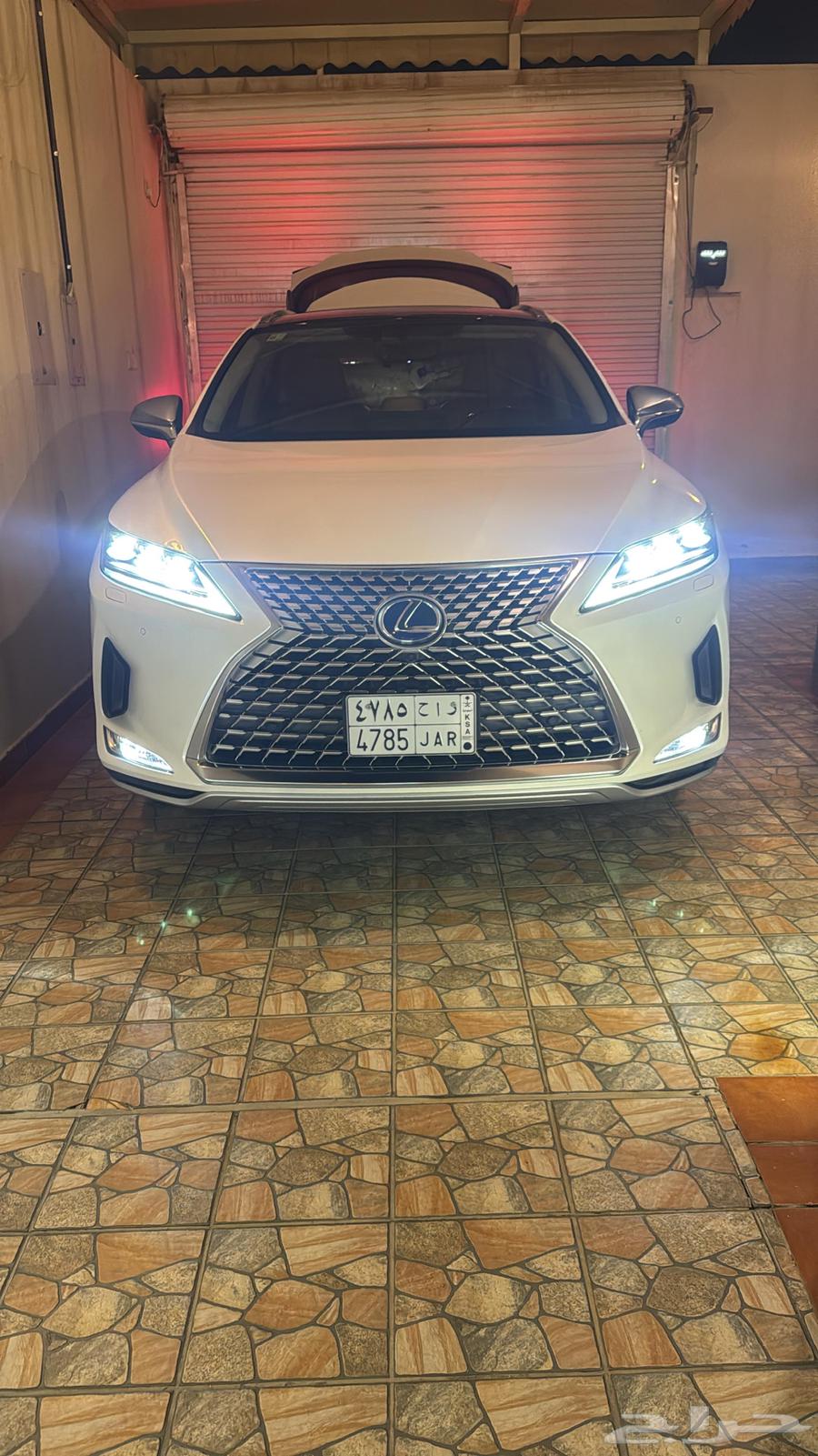 لكزس RX450h موديل 2022 ممشى قليل بدون من الحوادث63180891934851112