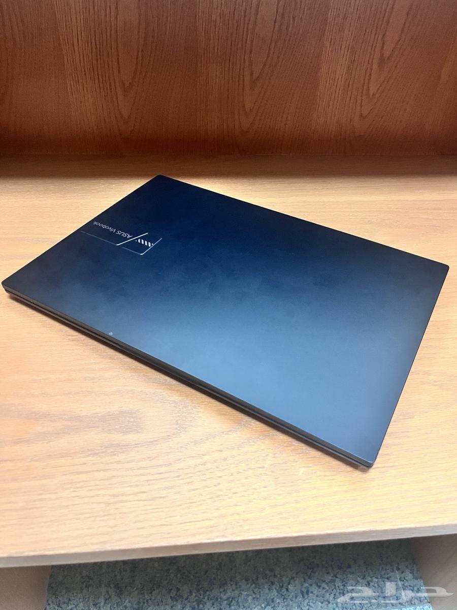 laptop Asus Vivobook 1663122301795970113