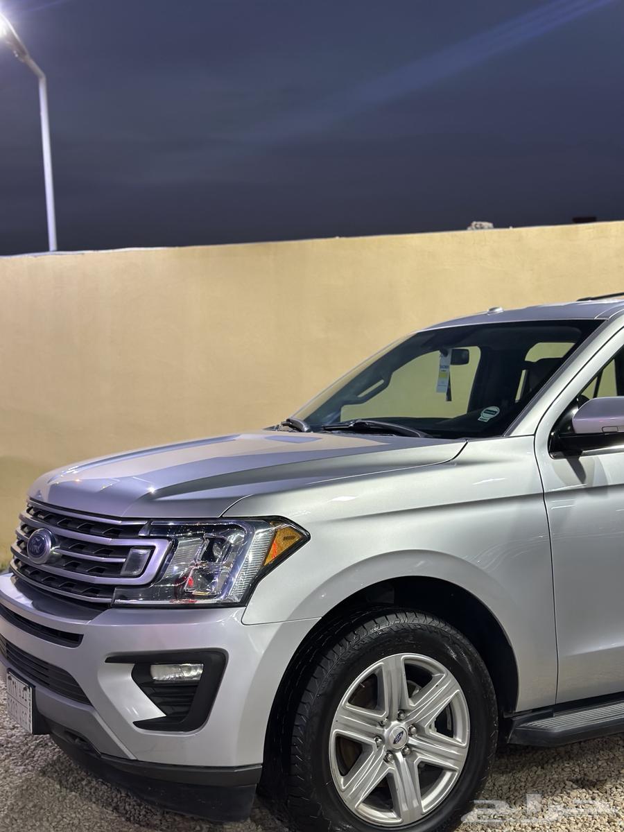 Available Ford Expedition 2018 and 2020 double units have been sold63181352488066112