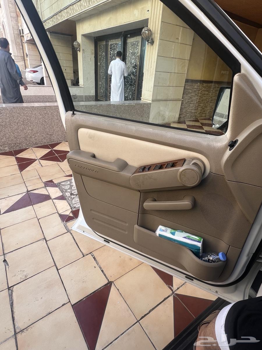 اكسبلورر 200763181358547329113
