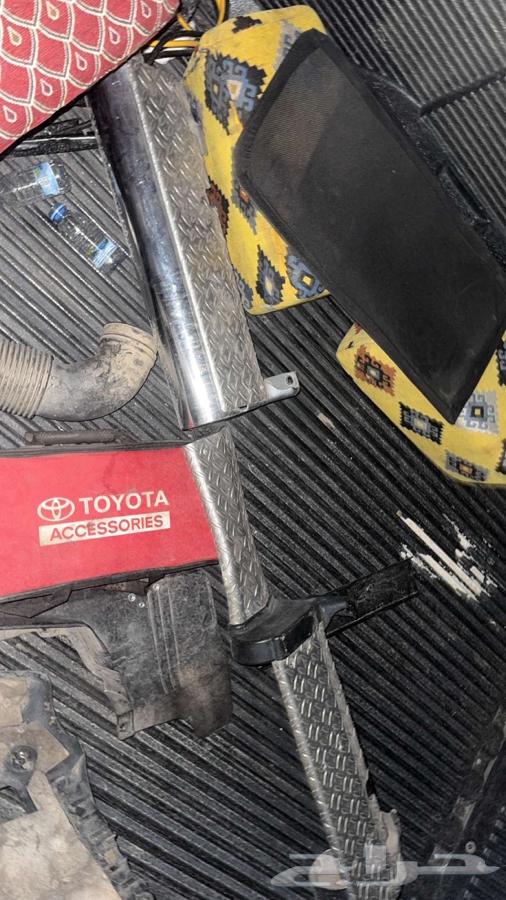 Rear shock absorber and cover63180394788867110