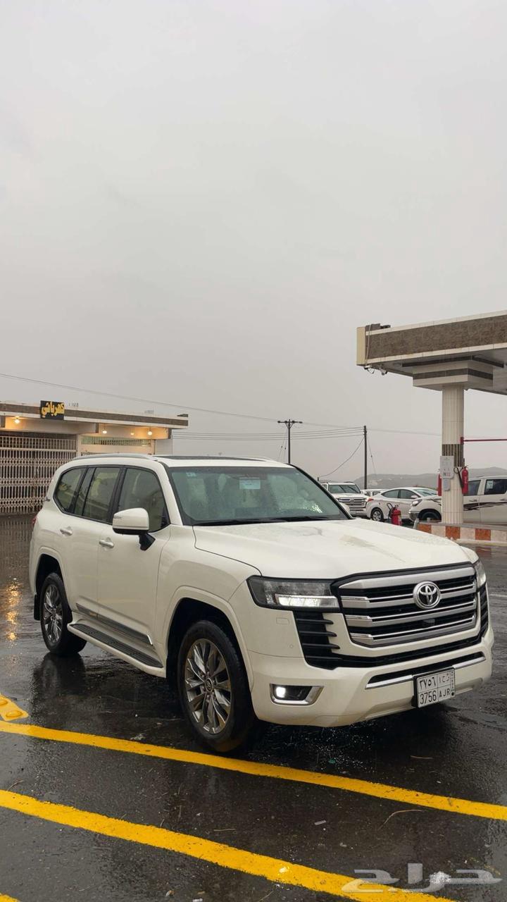 Toyota Land Cruiser GX 4x4 full option 2022, number 4, used, new for sale63179899638403111