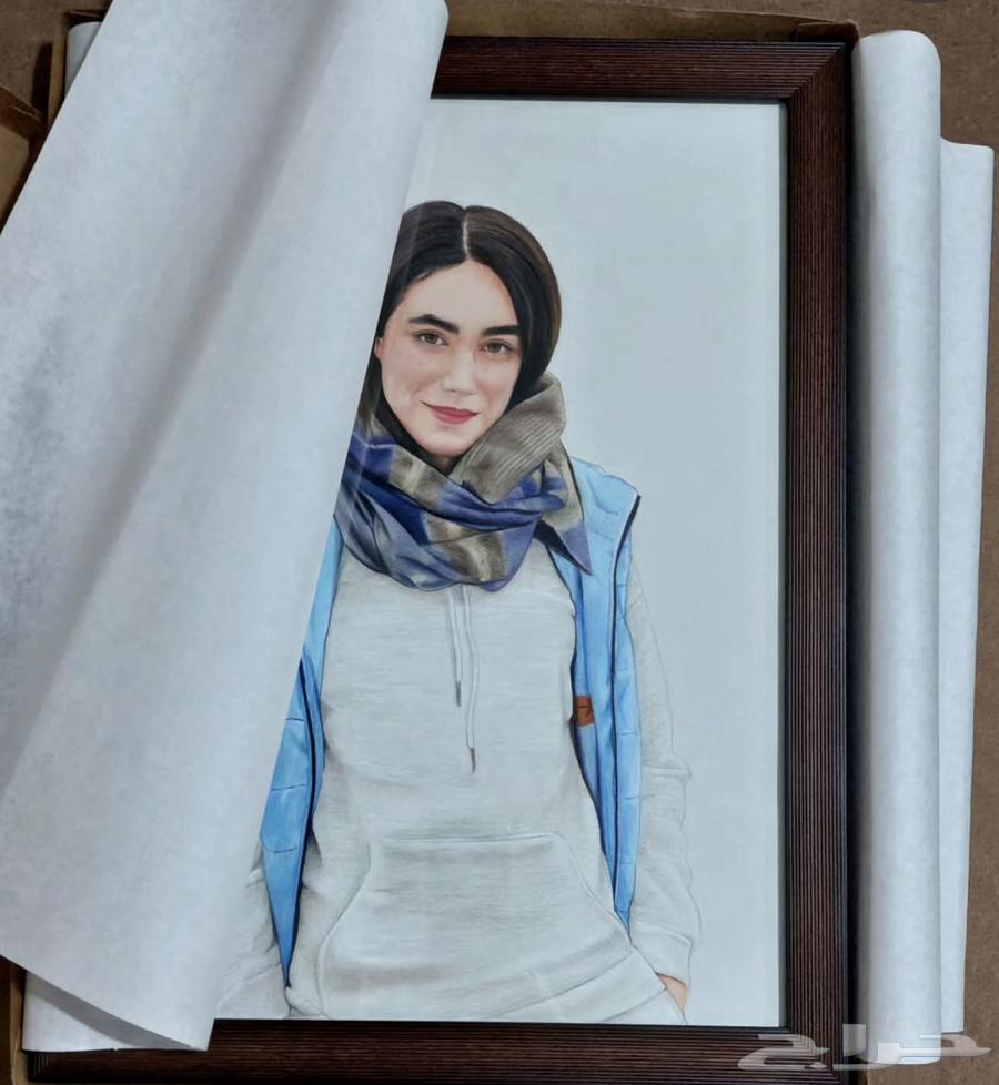 A handmade drawing of someone you love to gift him63177627635714111