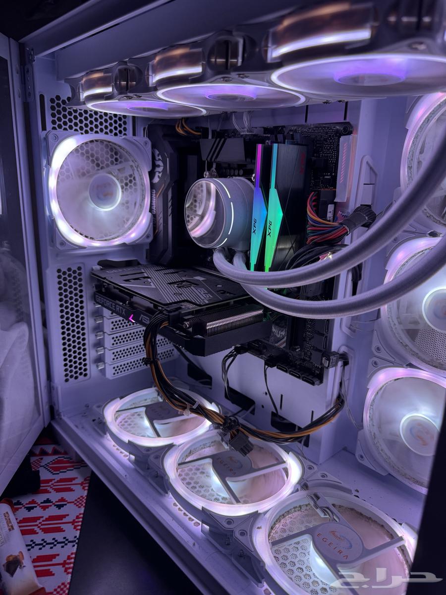 A high-spec computer that runs all games.63291773118339113