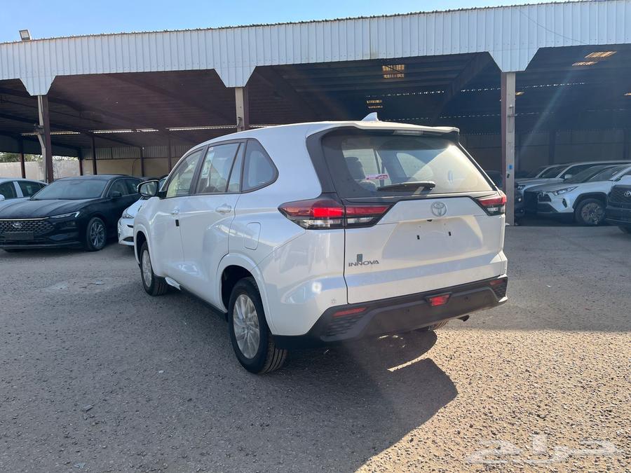 Toyota Innova GL 202463176660424451113