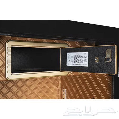 A new innovative digital safe with a height of 1 meter, not used63121910082307111