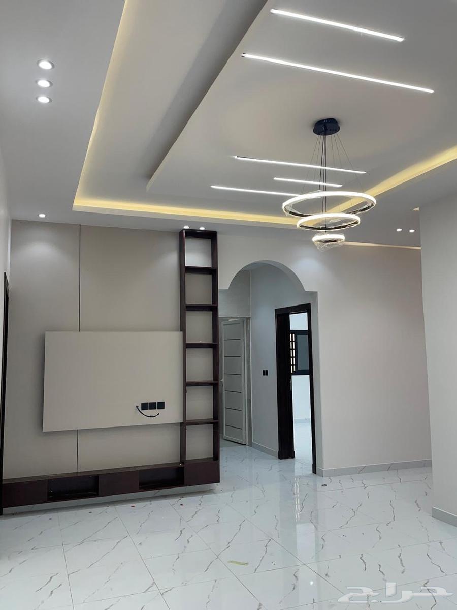 For sale: a floor and an apartment63011204709249114