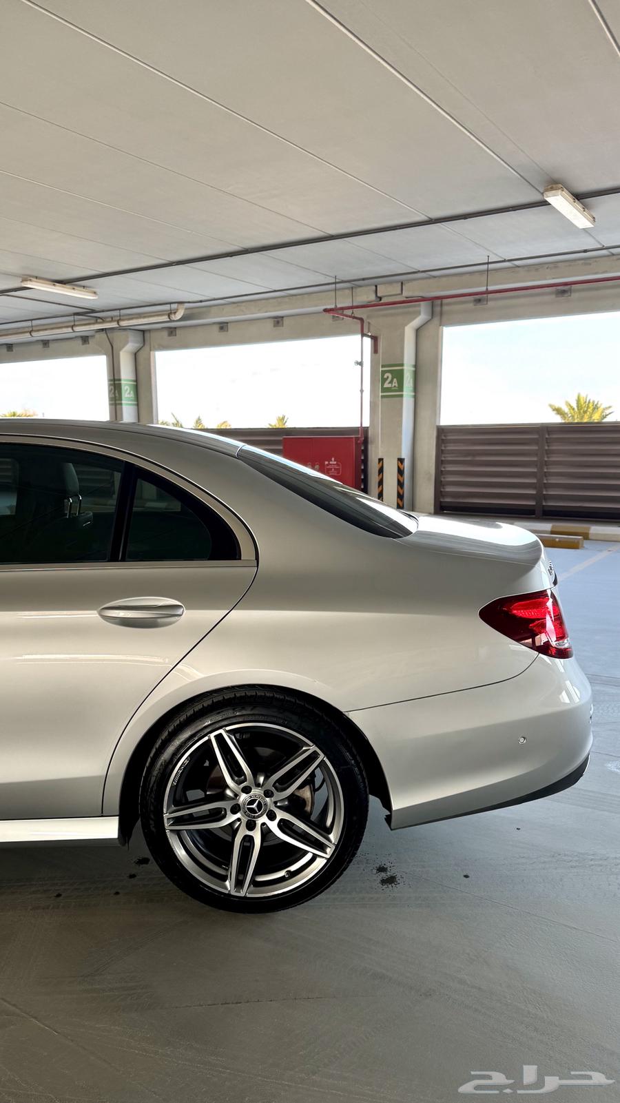 Mercedes E200 AMG 201963175322793730114