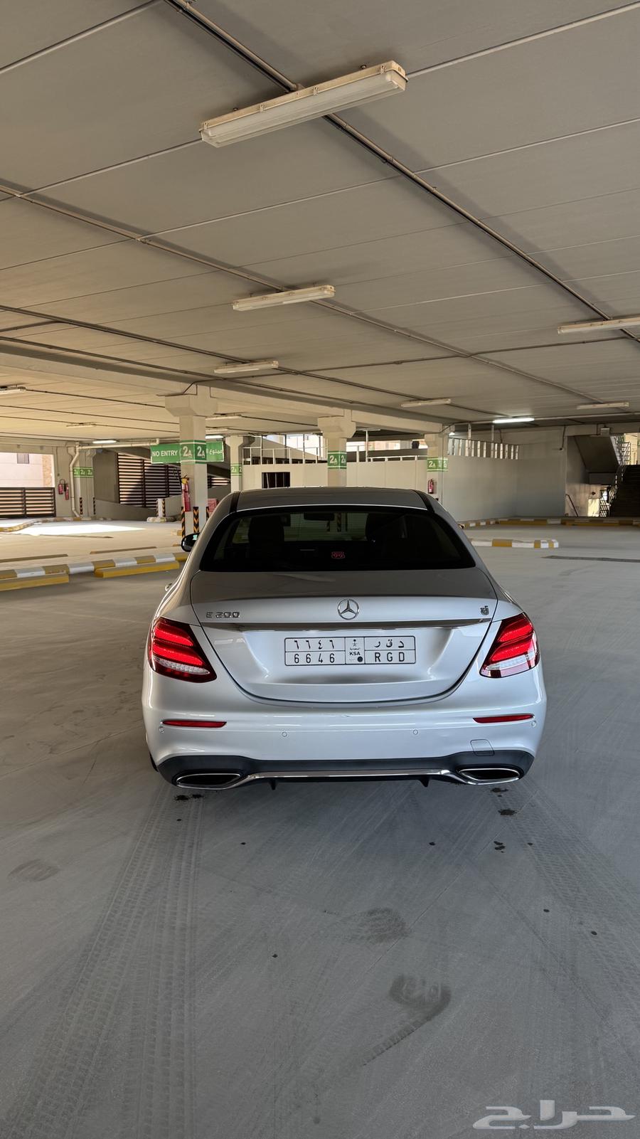 Mercedes E200 AMG 201963175322793730111
