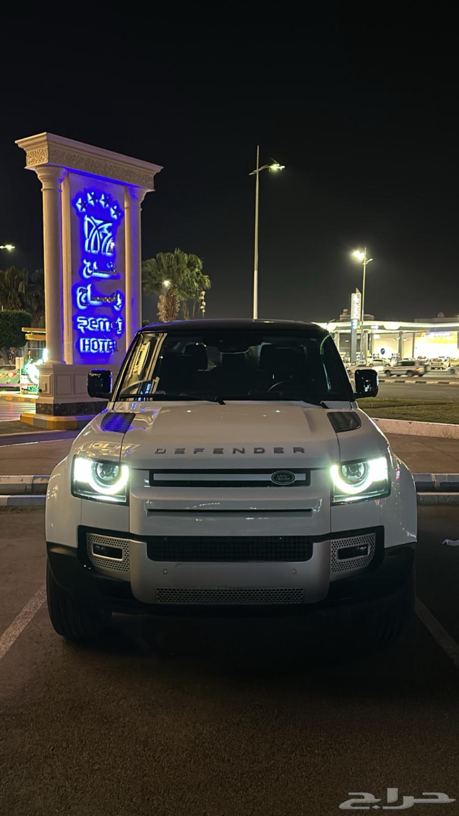 Land Rover Defender 9063174831673987115