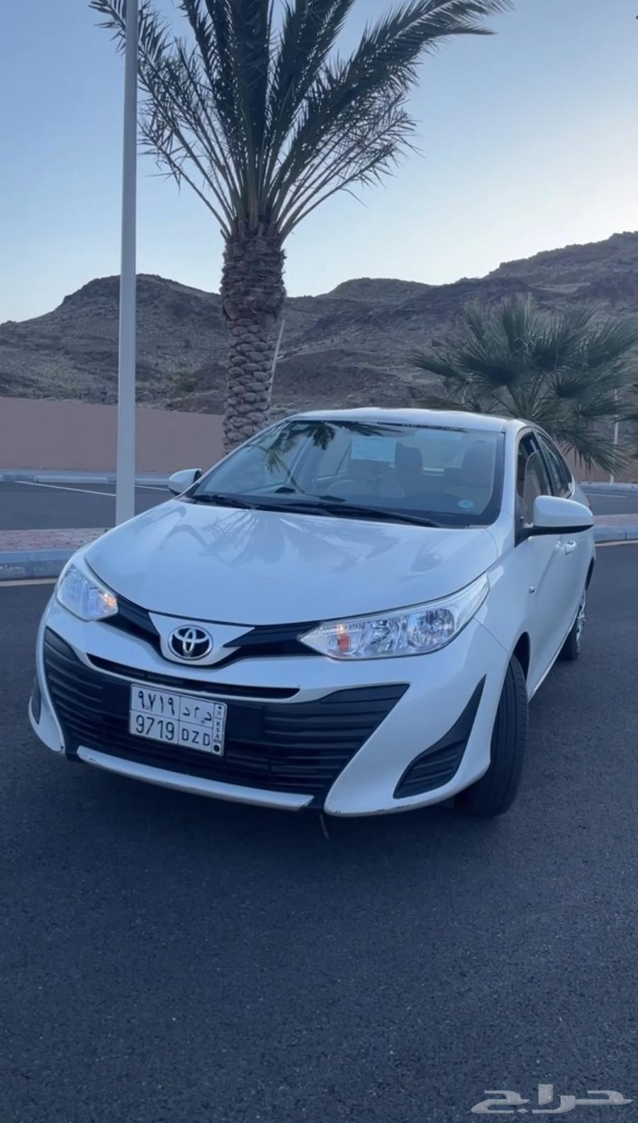 تايوتا يارس نضيفه للبيع63176243987970114