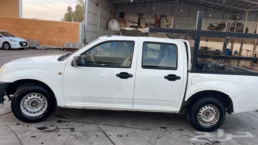 Isuzu D-Max 2009, two-wheel drive, rear-wheel drive63175322900227113