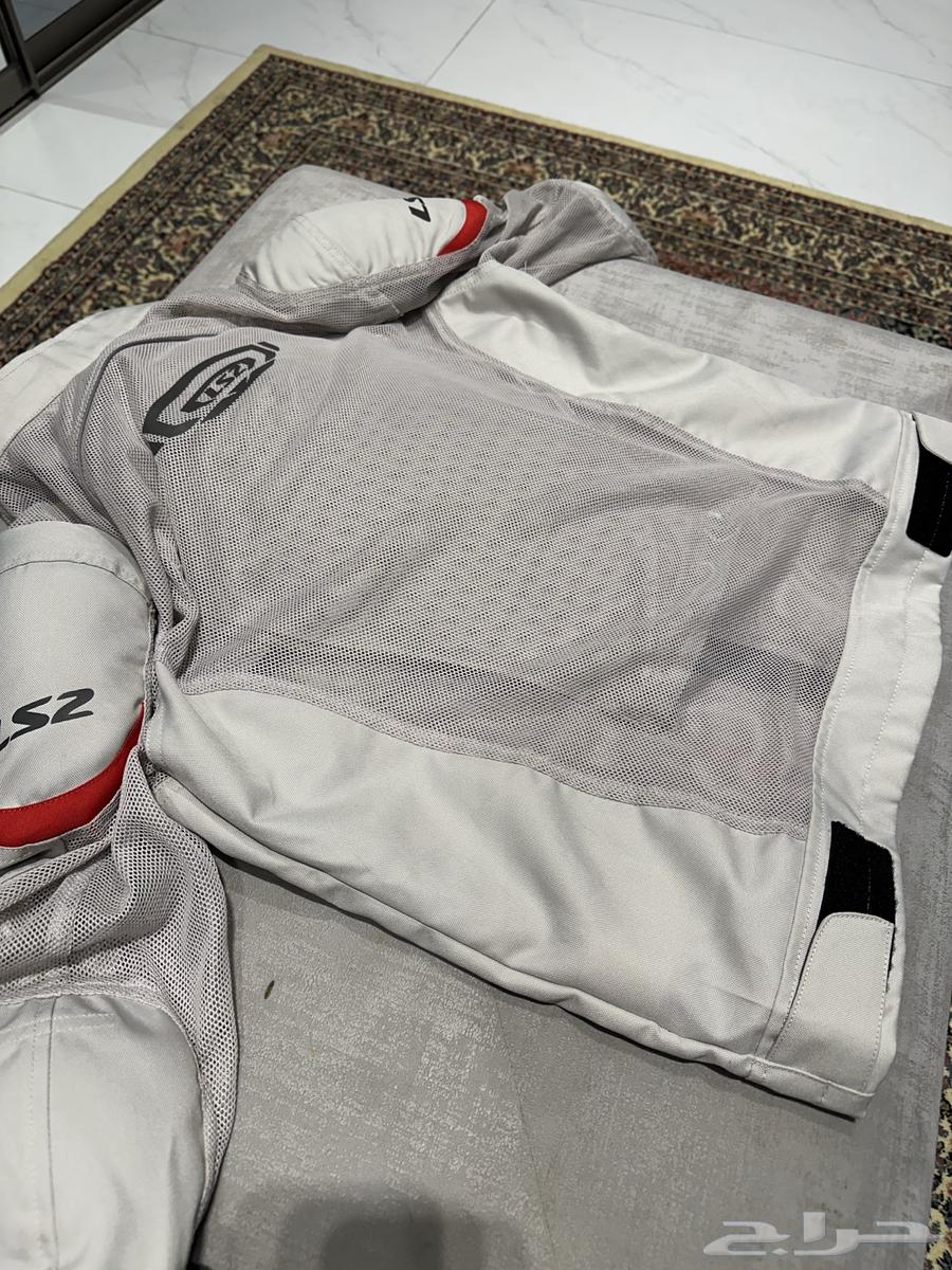 جاكيت ال اس تو LS263118907305602112