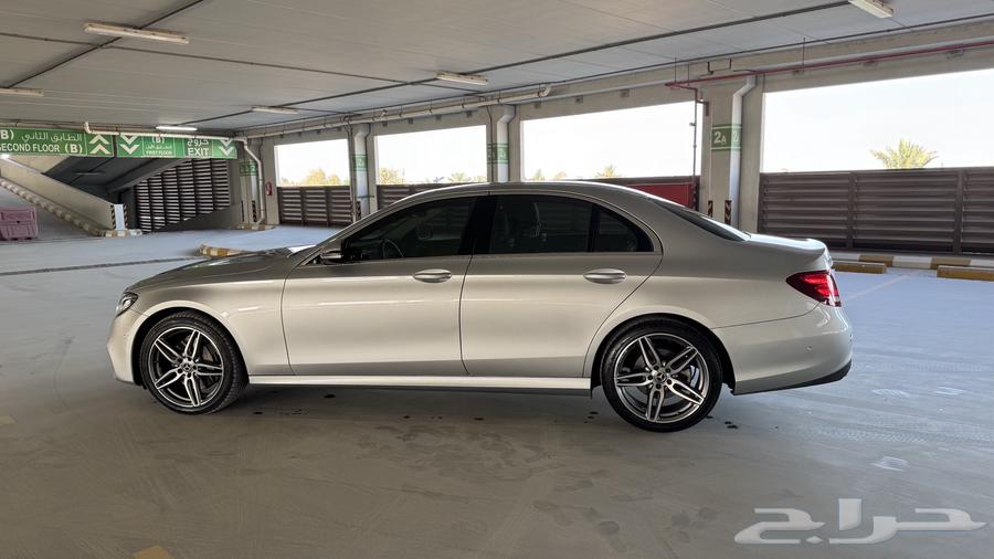 Mercedes E200 AMG 201963175322793730112