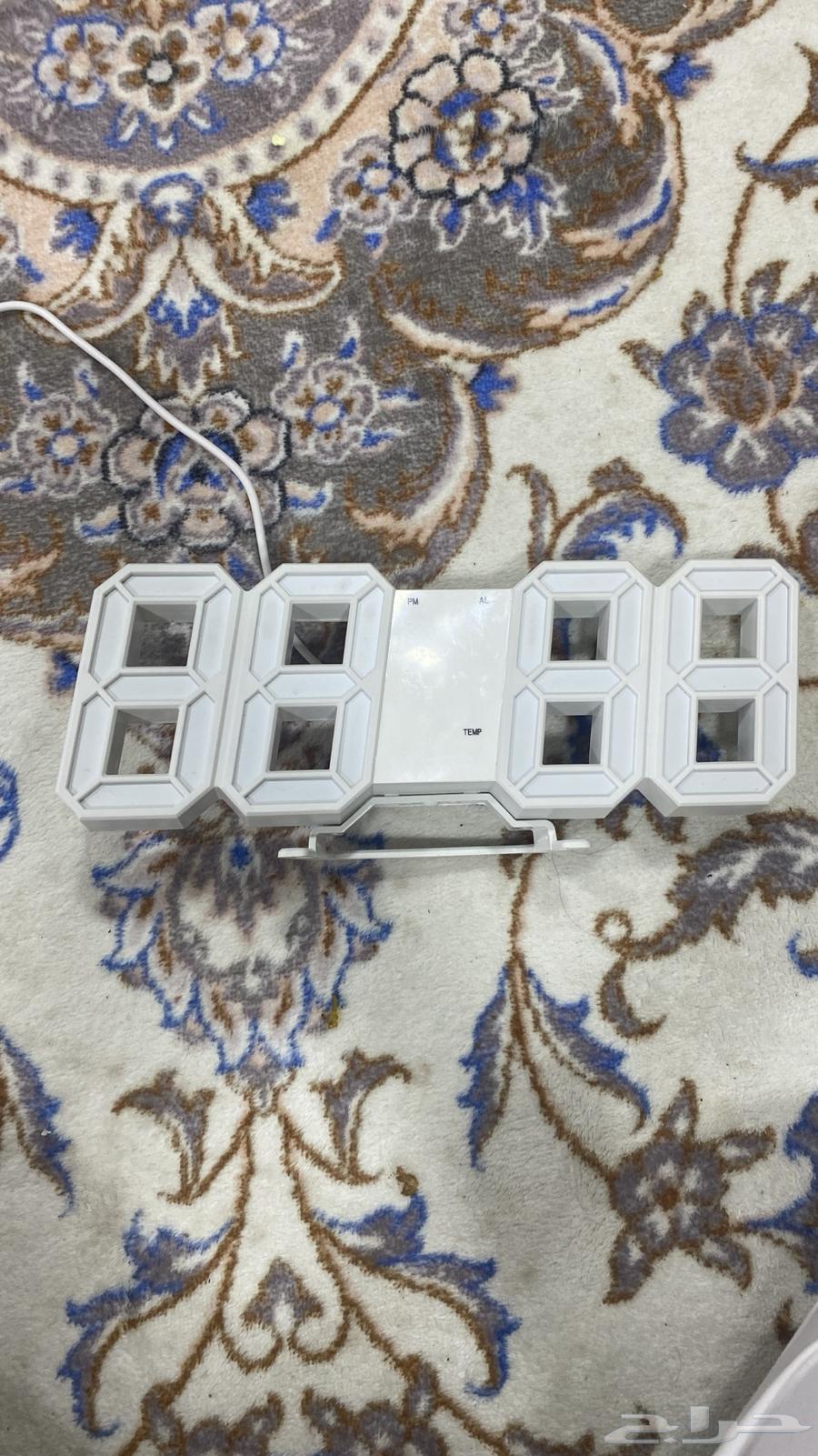ساعه لون ابيض63118154081538118