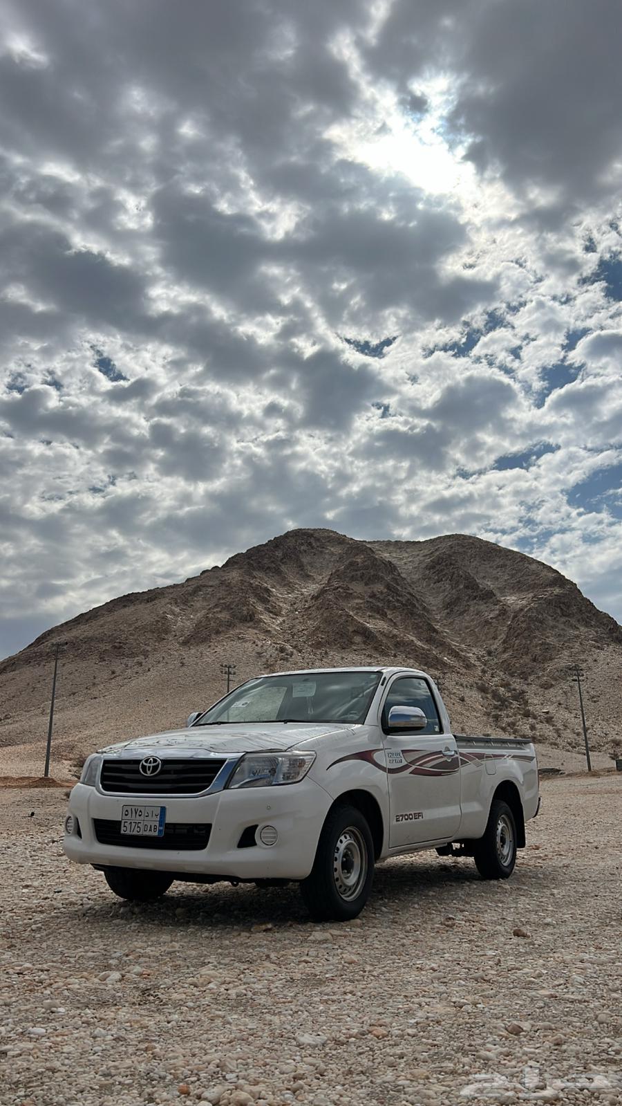 هايلوكس 2015 GLX وكالة ممشى 300 اقبل البدل بجيب نظيف63174846594306112