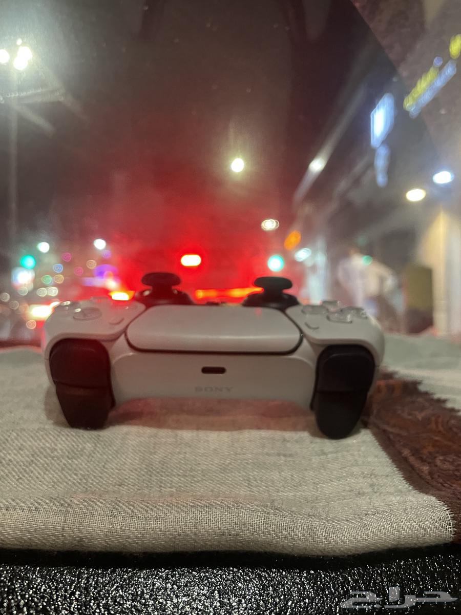 يد سوني 5 للبيع اصلي من السوني نفسها63118149472385112