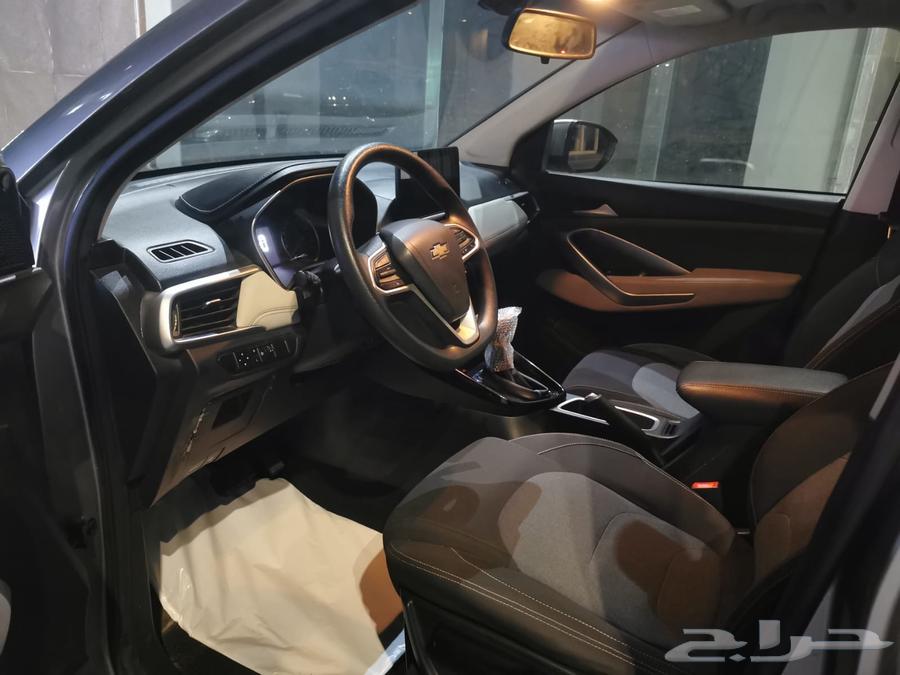 I want a 2023 Captiva LT car from the agency.63174344457603114