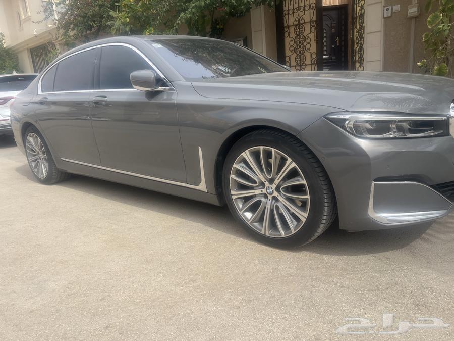 BMW 730, cement color, 202063174858022274111