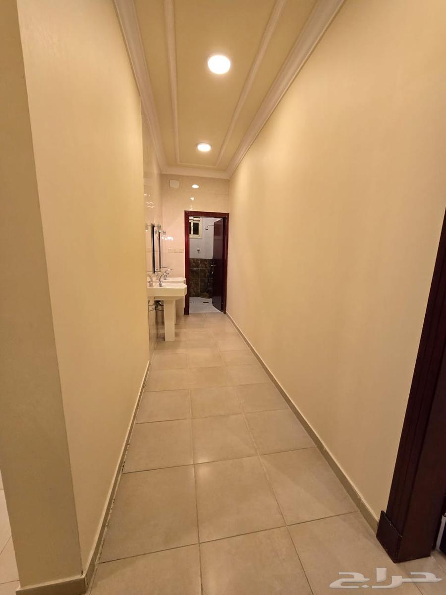 شقة 5 غرف للإيجار ( أبها - سلطانة )63010377392514112