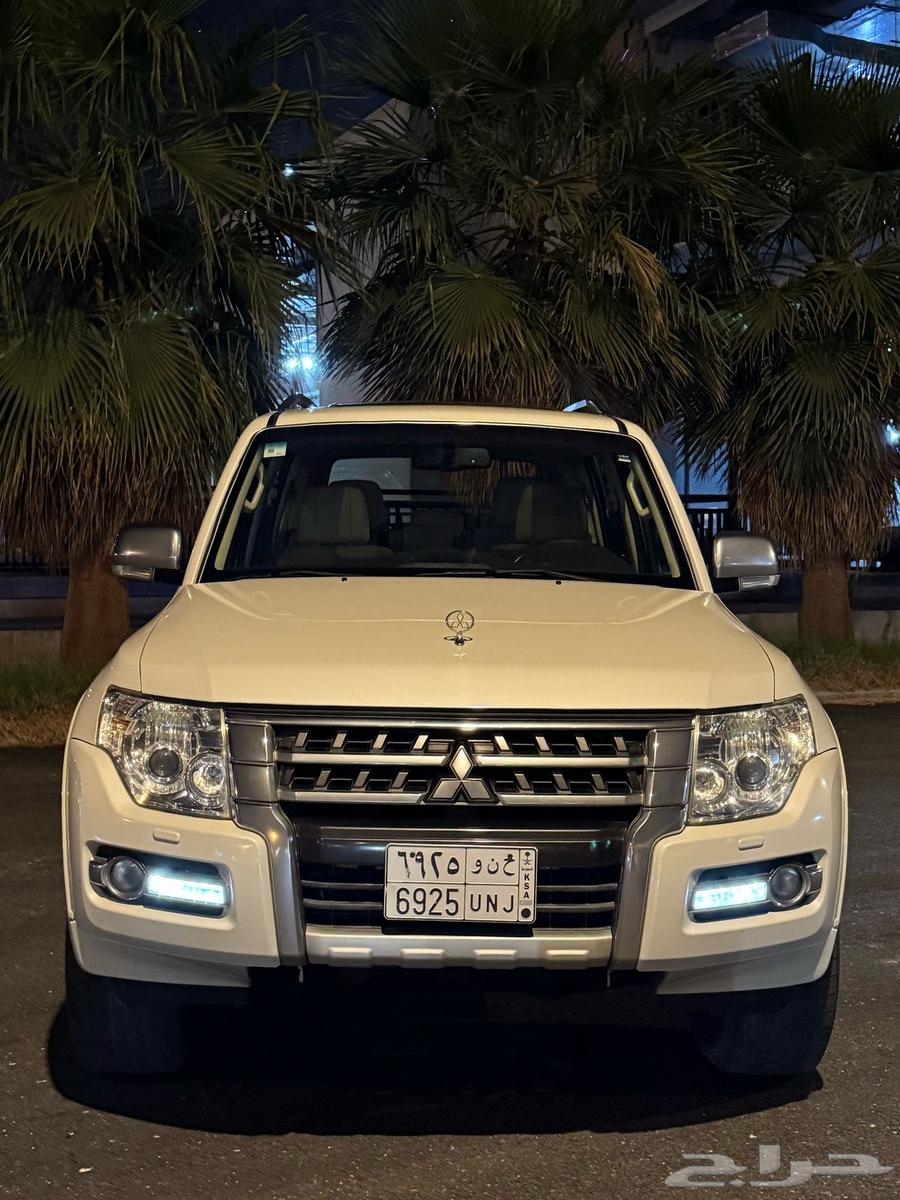 2017 Pajero, fully loaded, 3800, top of the line in cleanliness63173165712386111