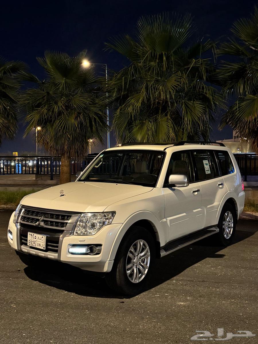 2017 Pajero, fully loaded, 3800, top of the line in cleanliness63173165712386113