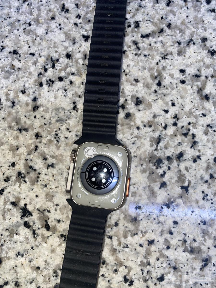 A clock with a screen where we add connectivity, messages, and sports.63173548973955112