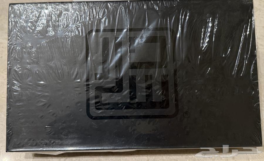 شماغ عدد 2 للبيع جديدة63116010072707111