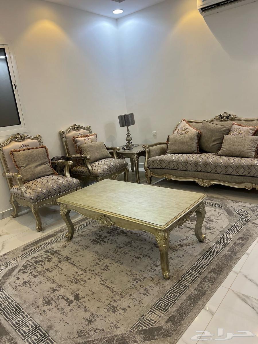 كنب كلاسيك مع 3 طاولات63114955161347111